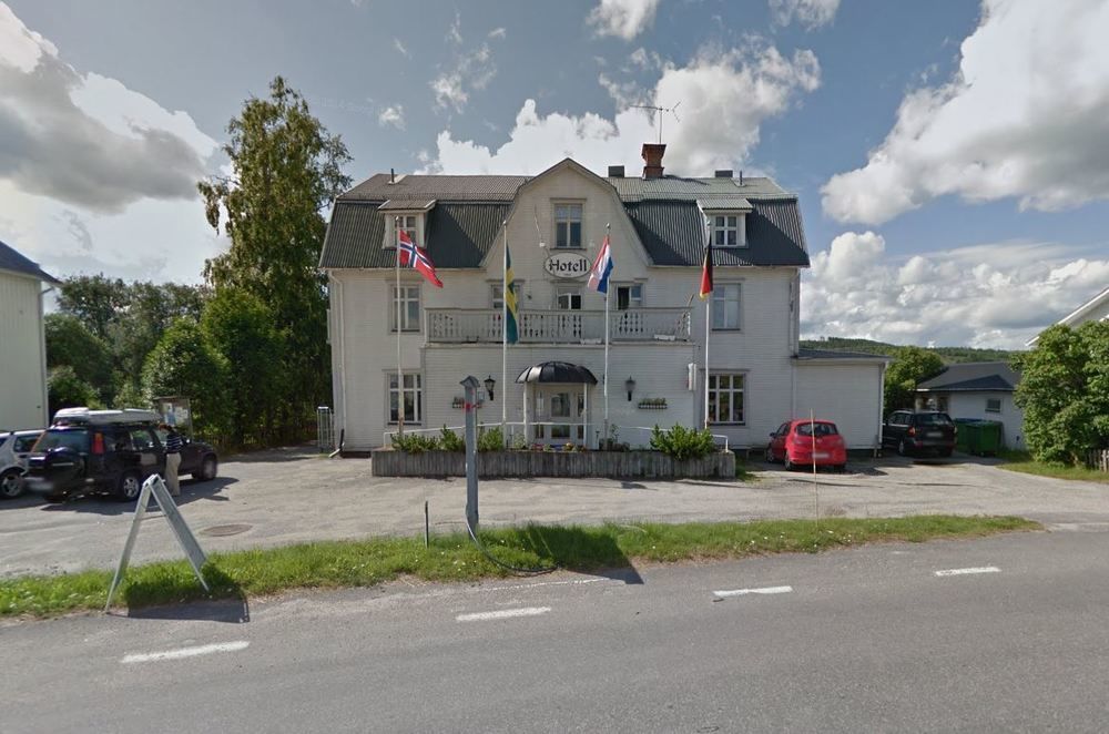 Hotell Restaurang Naemforsen Näsåker 외부 사진